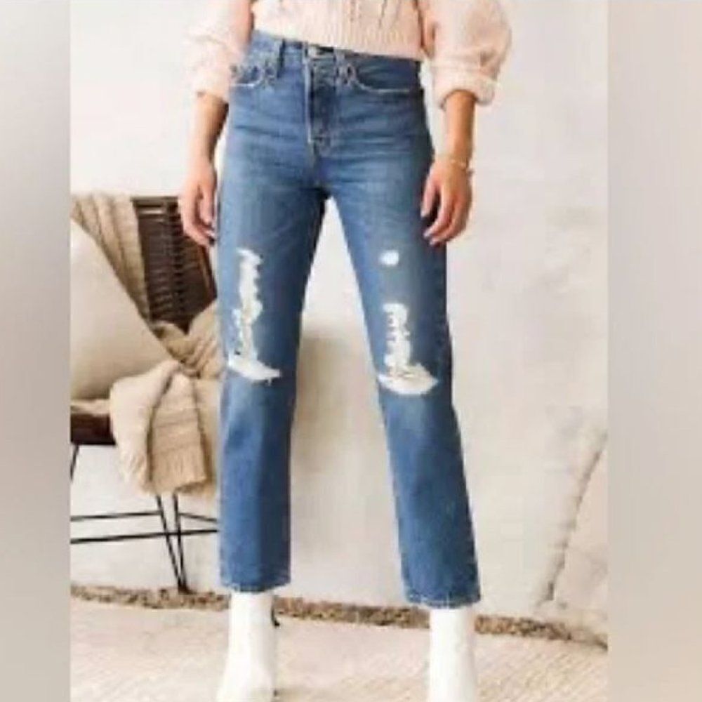 LEVI'S WEDGIE STRAIGHT JEANS SIZE 29